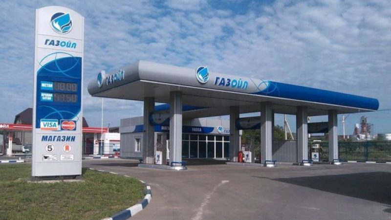 На АЗС Новосибирска резко выросли цены на газ