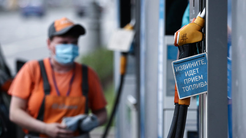 Владельцы независимых АЗС попросили ограничить рост оптовых цен на бензин
