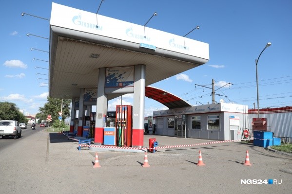 Красноярцы удивились закрытым заправкам «Газпромнефть» по Красноярску. Мы узнали, что произошло