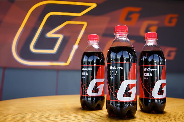 Сеть АЗС «ГАЗПРОМНЕФТЬ» представила новый напиток G-DRIVE COLA