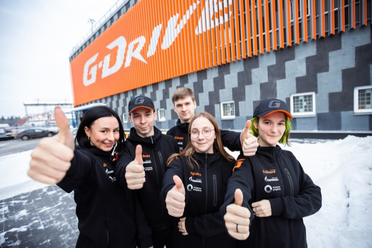 Молодые инженеры московского политеха посетили топливный терминал «Гладкое»